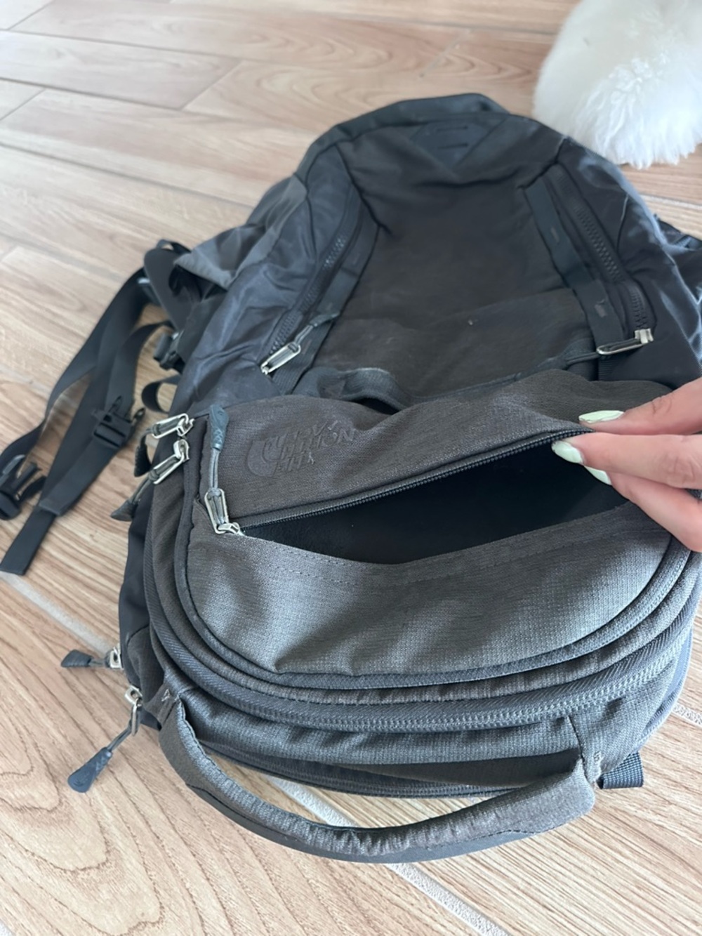 North Face Backpack - Picture 3 of 8